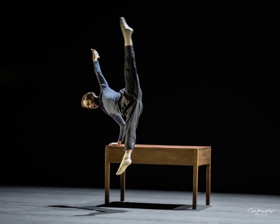 用舞蹈跟自己谈一场恋爱——叶忠文《黄昏之恋》独舞展