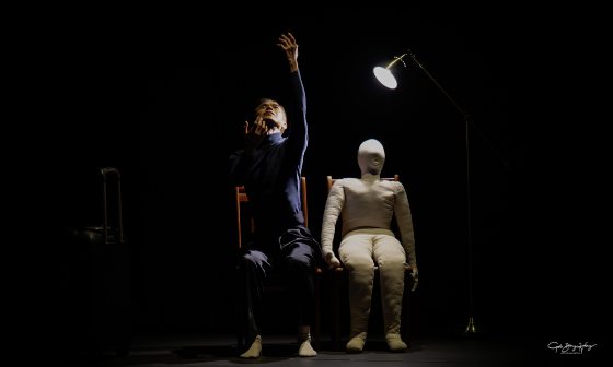 用舞蹈跟自己谈一场恋爱——叶忠文《黄昏之恋》独舞展