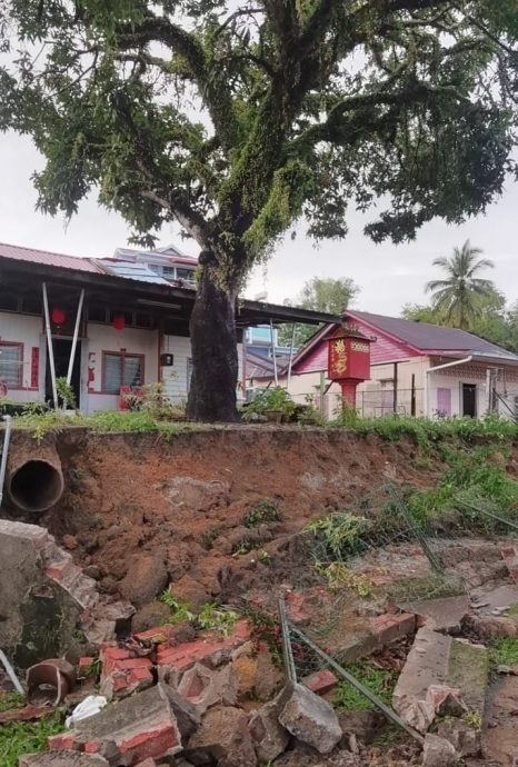 督亚冷宋溪榴梿 约100住宅店铺受暴风雨袭击