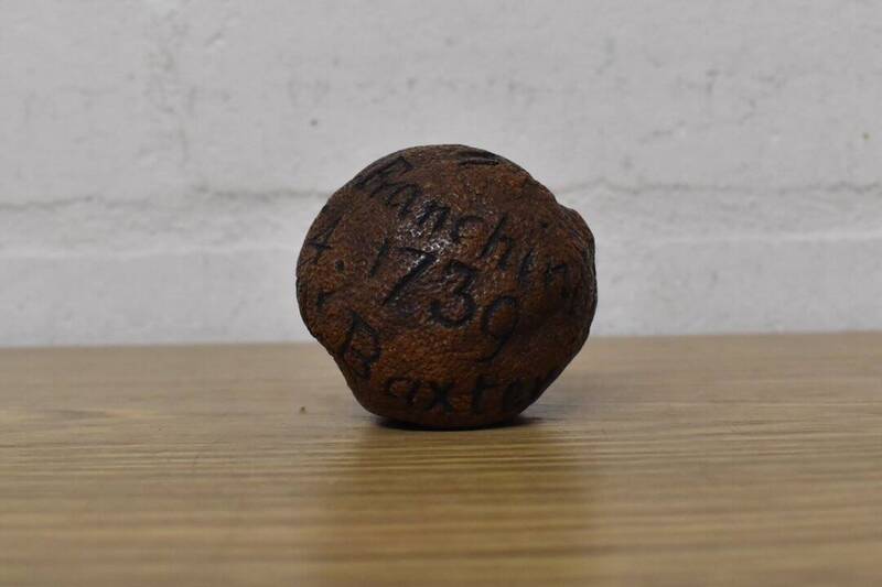 竞标激烈!285年历史“发黑柠檬”高价拍出