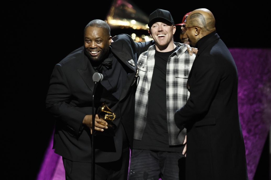 第66届格林美︱官方公布得奖人出包 饶舌歌手被警上铐带走	