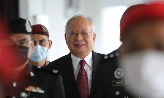 纳吉获有条件特赦|纳吉仍有3宗大案缠身