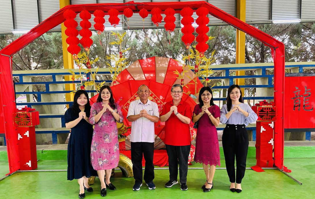 育青董事部办新春宴 感谢教师媒体贡献
