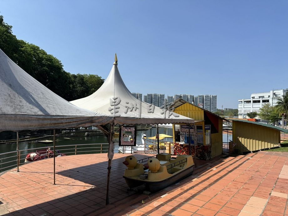 花城大小事/皇家山湖滨公园水上休闲设施如弃婴,破败不堪计划令人唏嘘