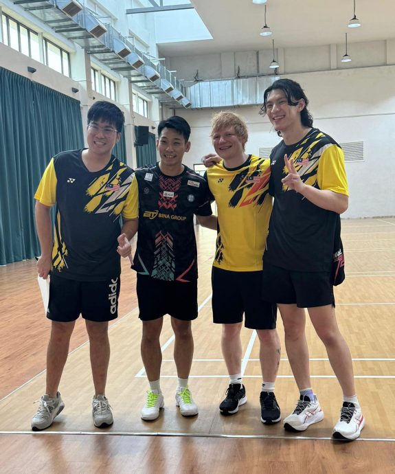 英乐坛天王来马开唱走进文化  艾德希兰隔网战陈炳顺