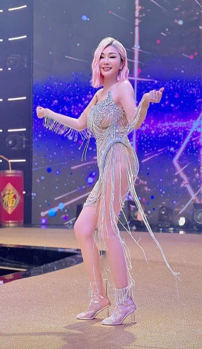 透视装太辣挨轰暴露狂 陈美凤霸气回怼