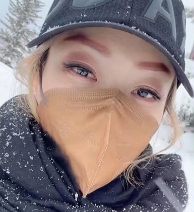 郑秀文游日惊闻母入院急返港 9日旅变1日行