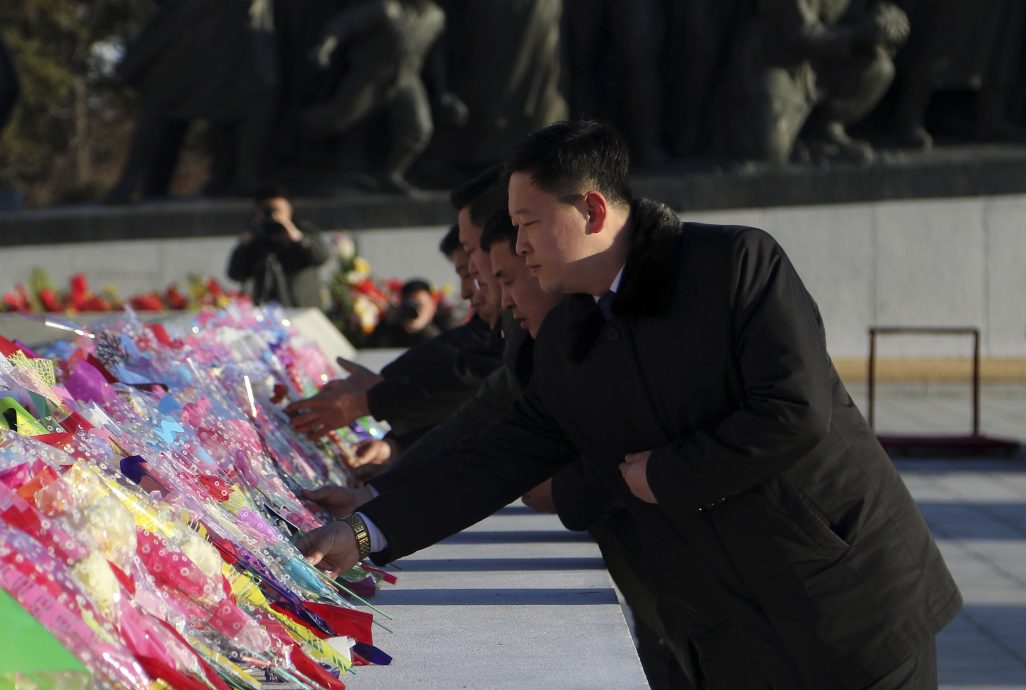 金正恩连续3年缺席父亲82岁冥诞谒陵 未现身惹疑猜