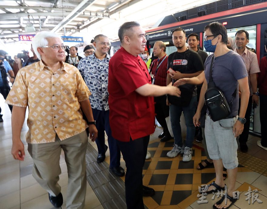 陆兆福/轻快铁关闭一年维修追讨3800万令吉