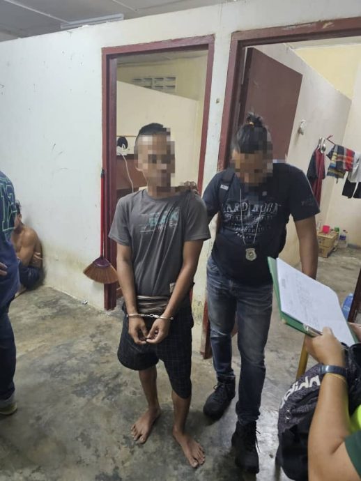 霹移民局扫荡10地 捕72陪坐女郎非法外劳