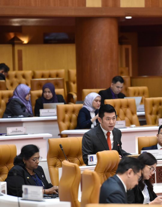 霹/【州议会】/人民已厌倦权力争夺 黄天荣吁停止政治把戏