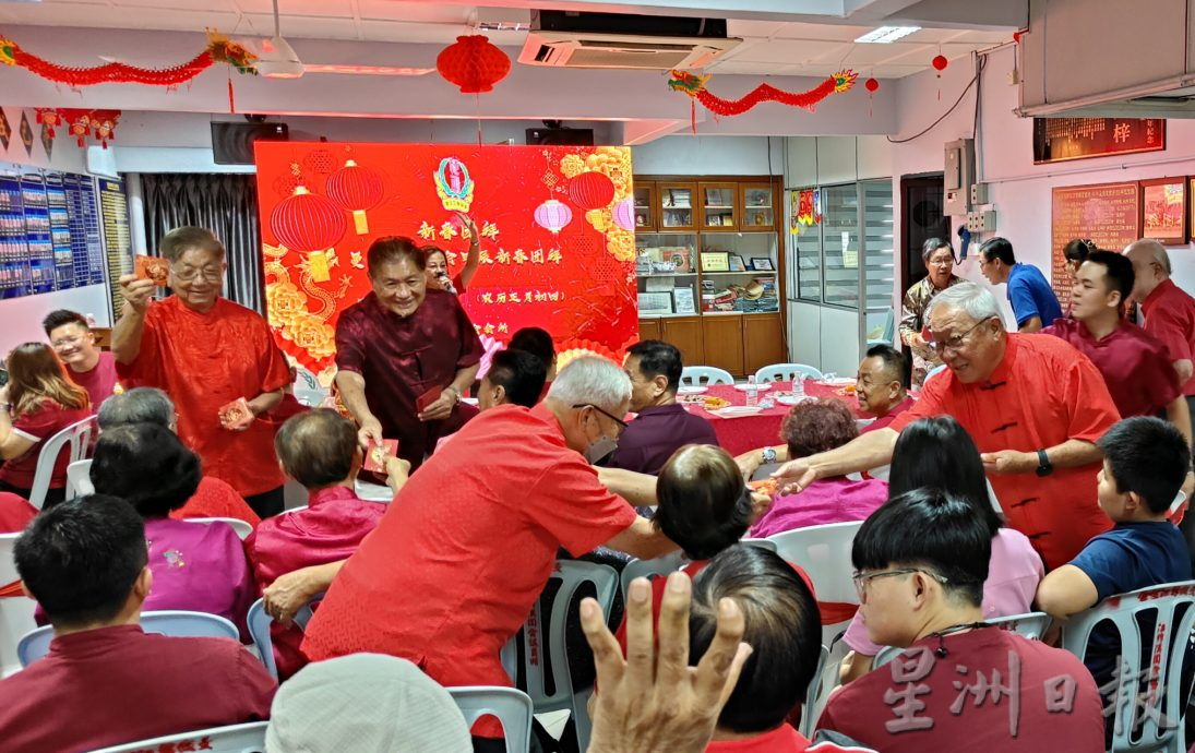 霹:p5头/曼绒韩江公会新春大团拜