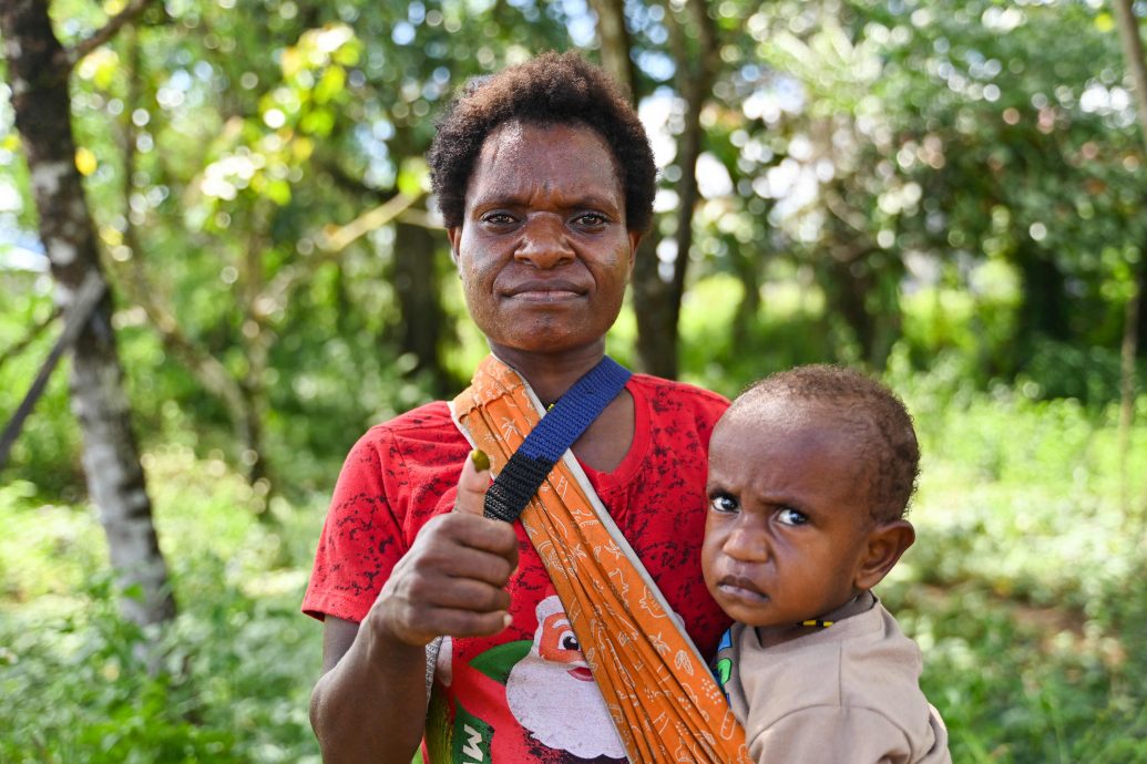 风雨无阻  印尼选民投票热情高