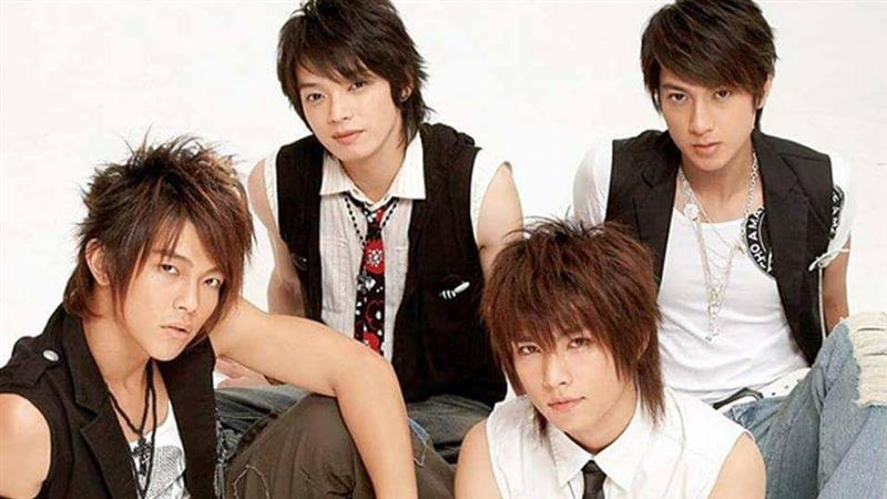 飞轮海合体遭排除 炎亚纶呛：他们现在谁都收