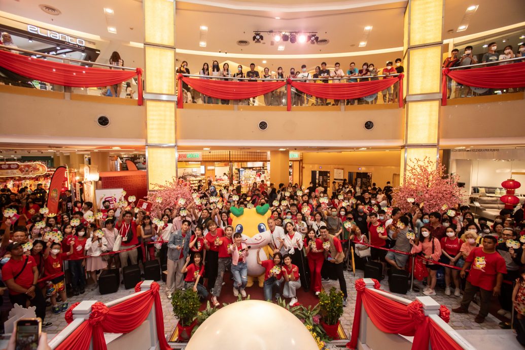 首要媒体新春造势 《包你好运》大送祝福