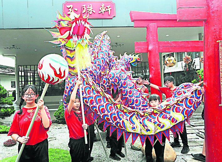 新年专题:班A舞龙队