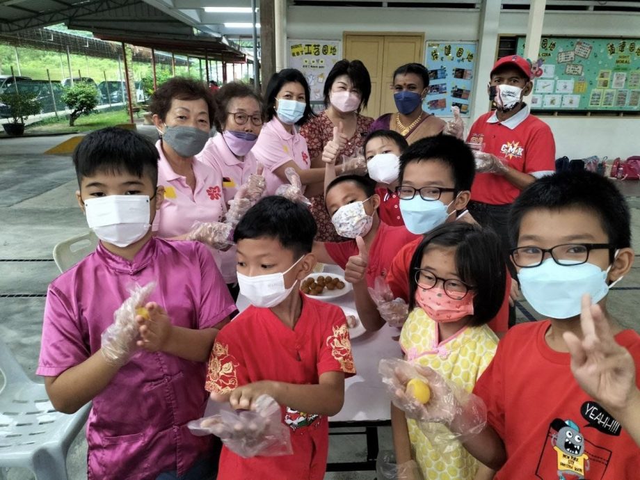 （17/2见报）有故事的人：适当社交能精彩我们的人生