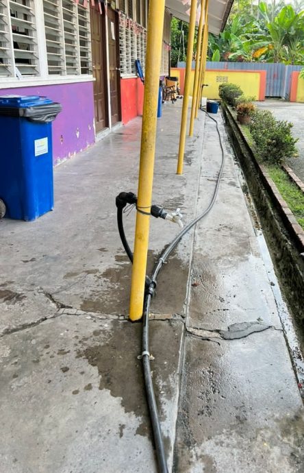 年轻人为原住民小学献力