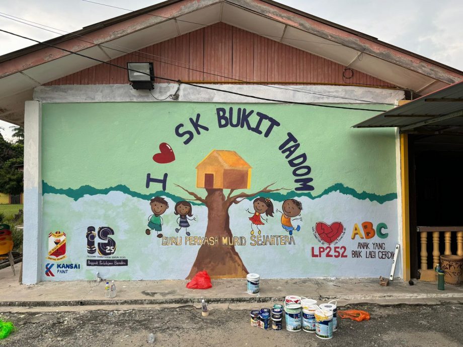 年轻人为原住民小学献力