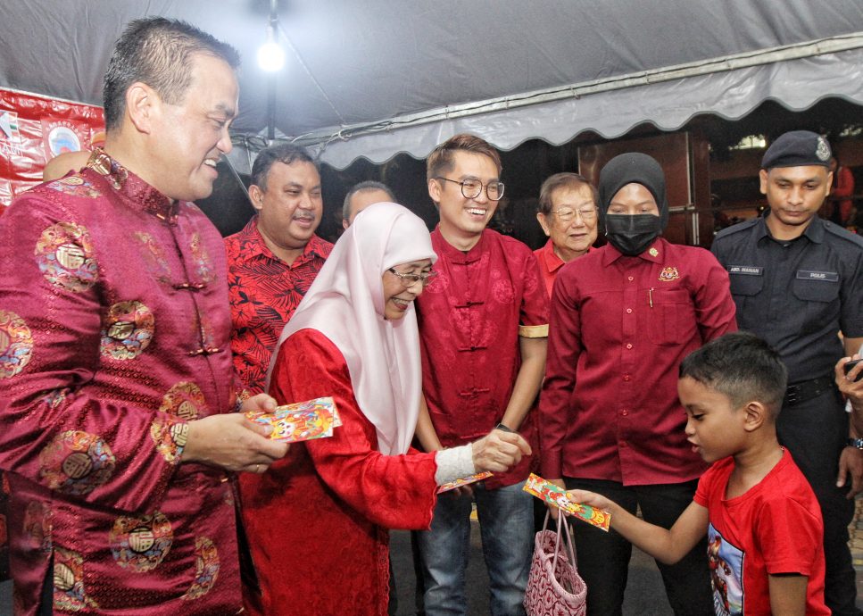 （副文）大都会/旺阿兹莎出席选区新春团拜活动 /  5图  