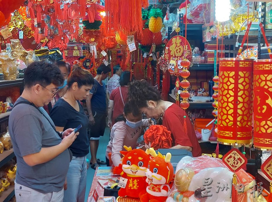 （古城封面主文）农历新年最后一个周末 市场买气依然不热
