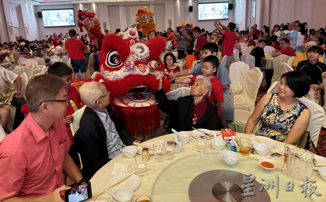 （古城封面副文）黄瑞雷：应像松树挺立迎接生命挑战