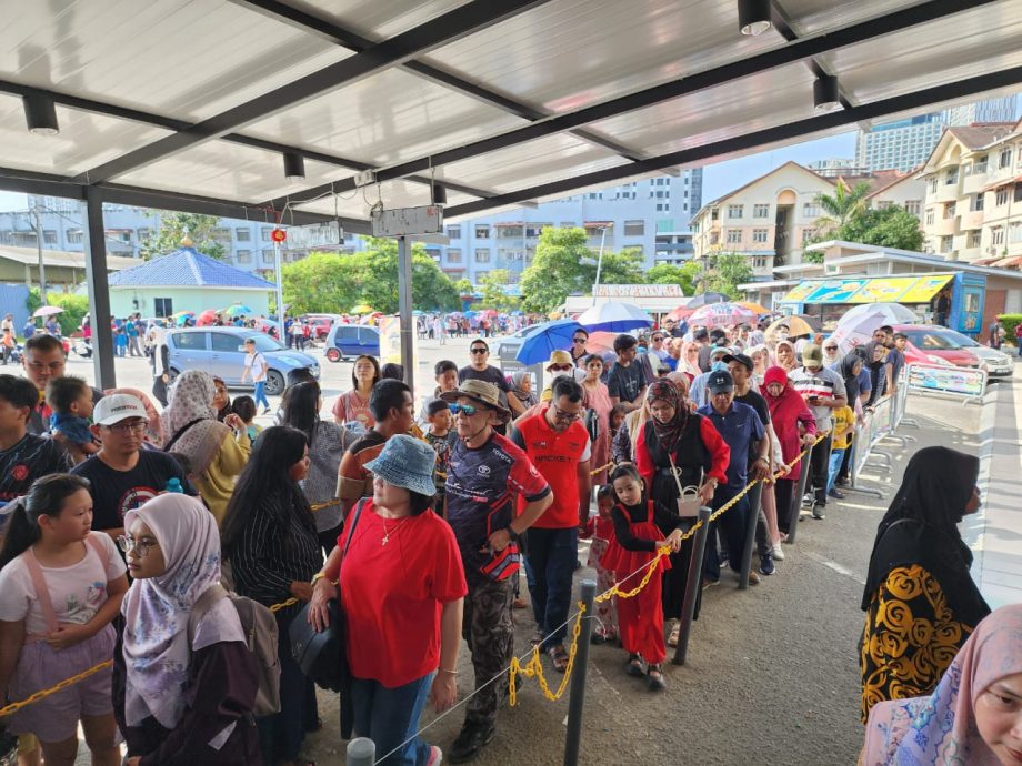 （古城第二版副文）阿都拉萨拉曼：景点免费入门超出预期，预计达10万访客