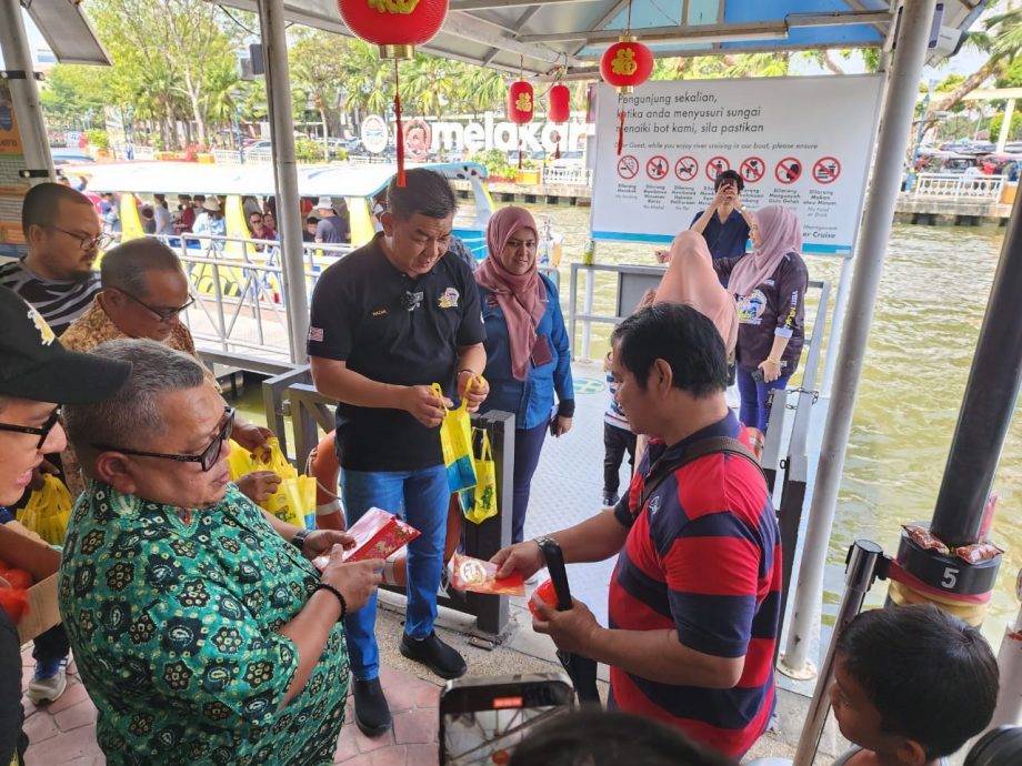 （古城第二版副文）阿都拉萨拉曼：景点免费入门超出预期，预计达10万访客