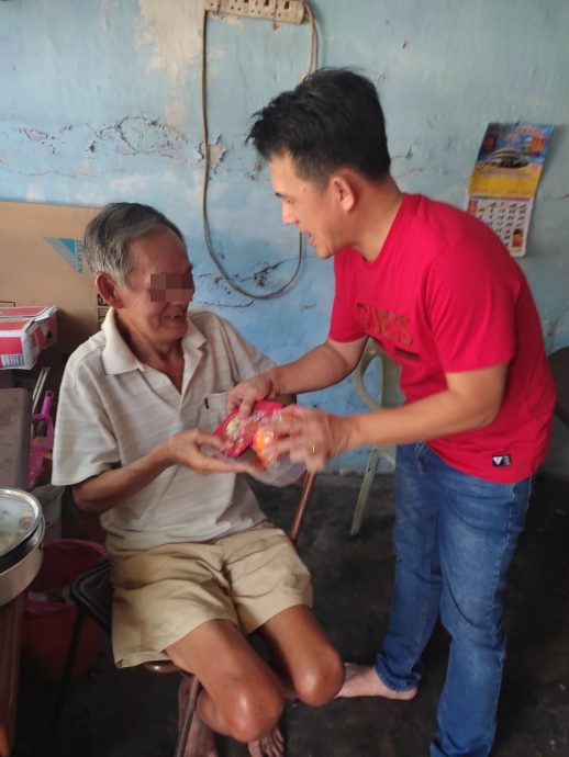 (大北马)吴俊益访贫户