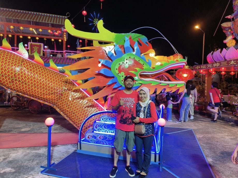 (大北马)吉打三圣慈善福利中心今年打造的30公尺长巨龙,在大年初一吸引1万3741人次到来观赏和打卡。