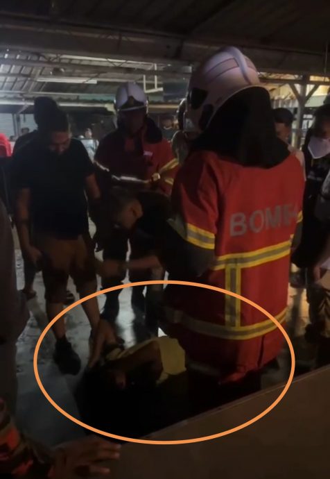 (大北马)吸毒者留火种?停车棚失火8车逾10辆摩托车被烧!