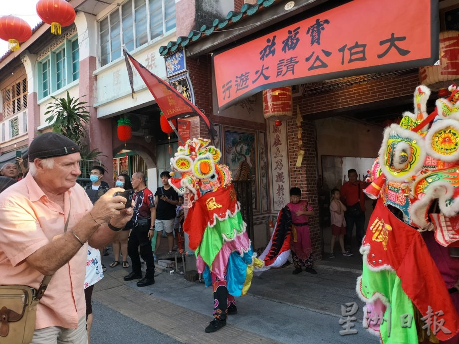 宝福社12年一度大伯公香花车大游行