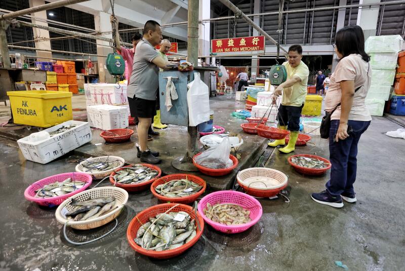 (已签发)柔:狮城二三事: 圣诺哥渔港4月拆 最后一次农历年卖发财鱼