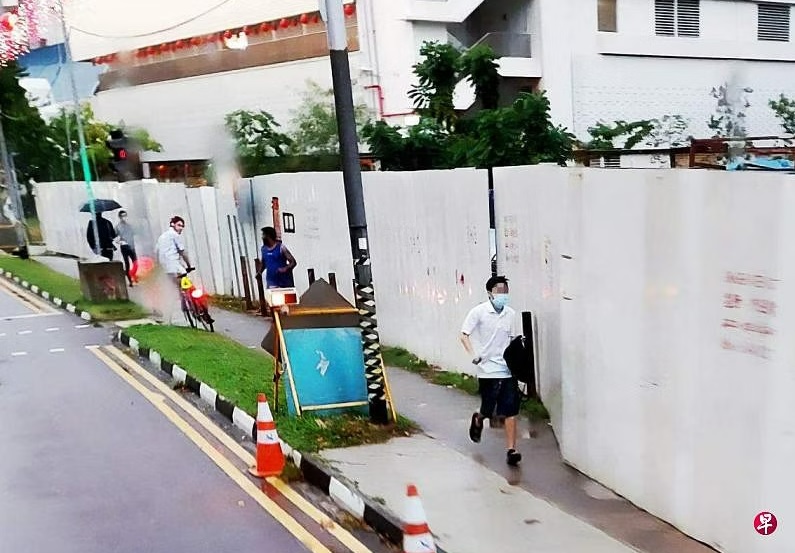 (已签发)柔:狮城二三事:涉女皇镇持刀砍人案 20岁青年在医院面控