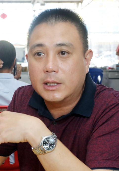 （版3头）大都会/肉骨茶店新春期间生意火红，外地游客增