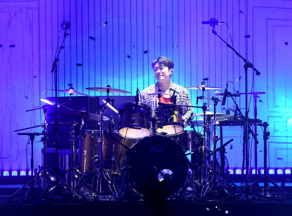 FTISLAND 12年没来狂抛马来语 李洪基搞笑帮崔敏焕征婚 