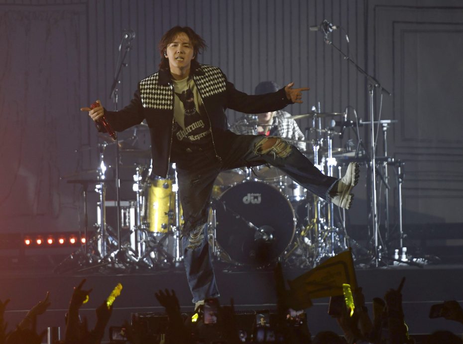 FTISLAND 12年没来狂抛马来语 李洪基搞笑帮崔敏焕征婚 