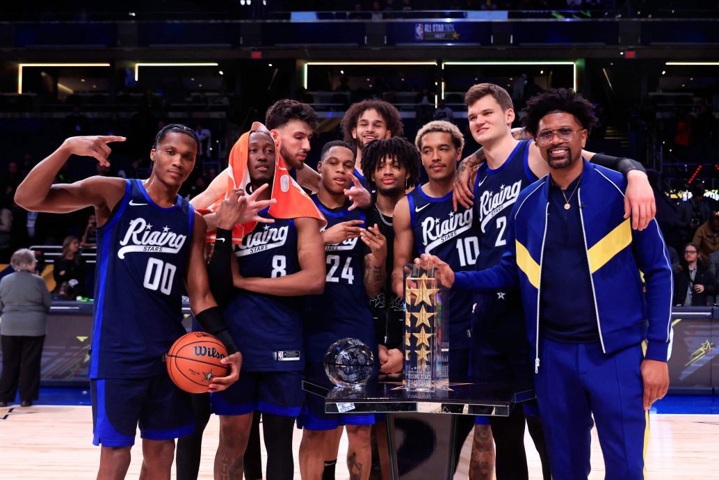 NBA全明星赛| 马图林膺MVP 罗斯队称霸新秀挑战赛