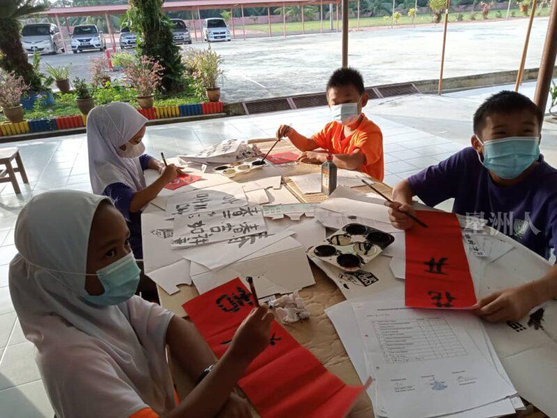 星洲人 沙白安南县华小学生人数(49670780) 20240319183031