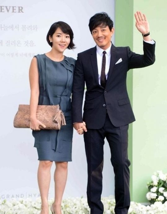 14年婚宣告破裂 李凡秀与妻子离婚