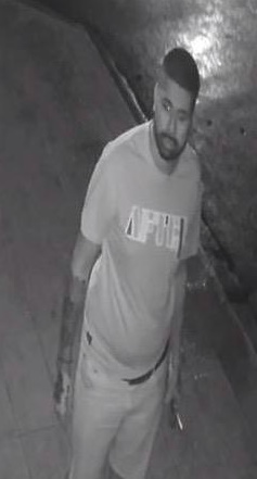 2匪凌晨入屋打劫 抢走逾3.2万图拉走一人