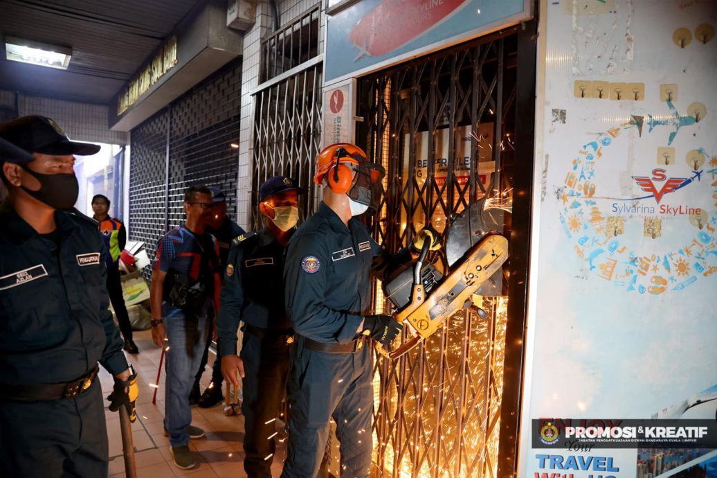 4单位隔成108间㓥房 隆市政局展开联合拆除行动