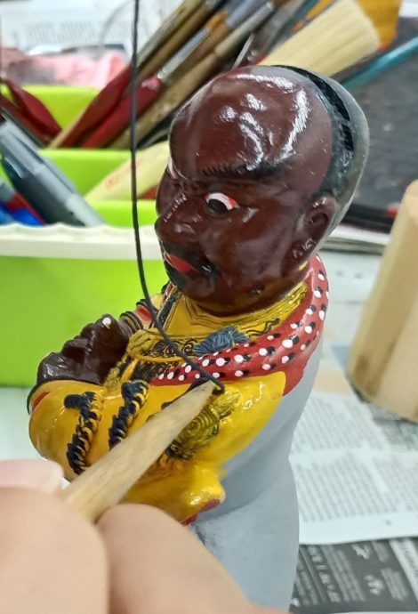 4月1日《有故事的人》神像修复师