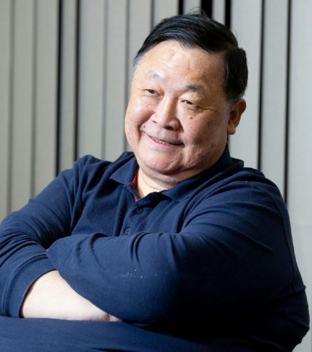 76岁秦煌2度跌倒无法起身 吁子女探望爸爸　