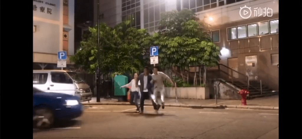 7年前拍戏被车撞飞 梁竞徽腰伤复发卧床养病