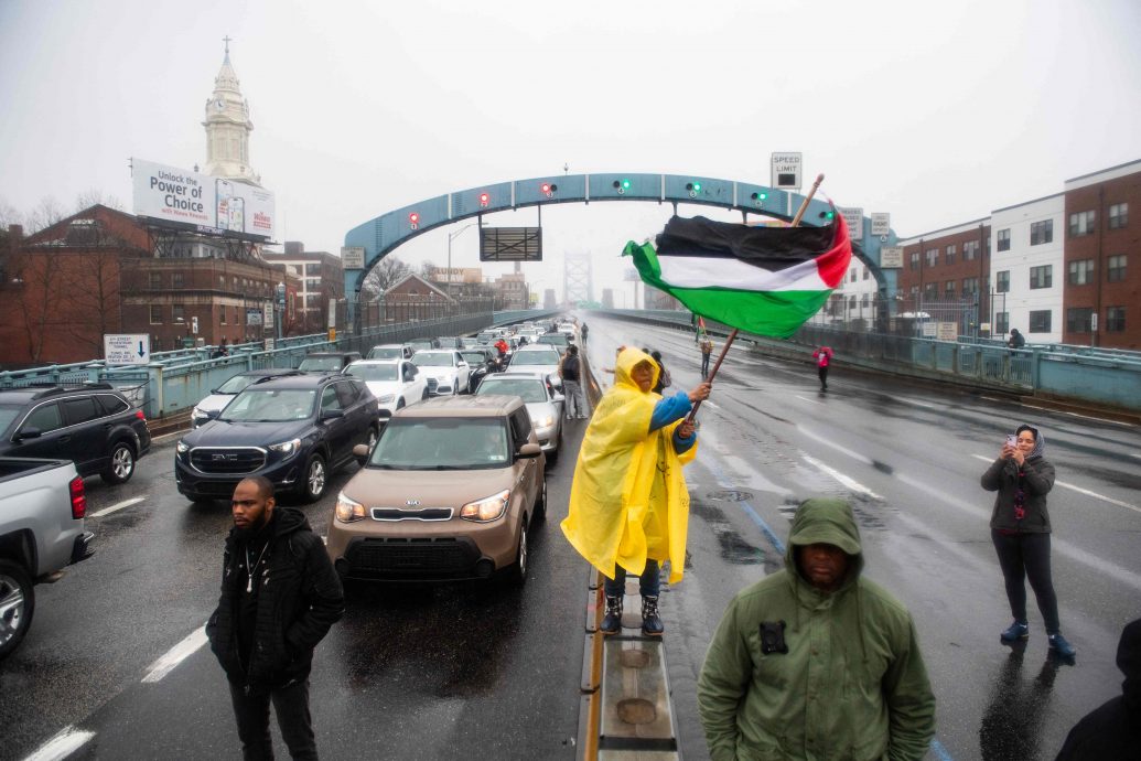  “超级星期二”总统初选 拜登与特朗普分别在党内大胜