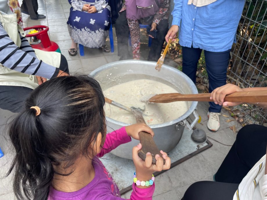 ★3月28日见报/食曾相识 | 能量满满的马来香料什锦粥
