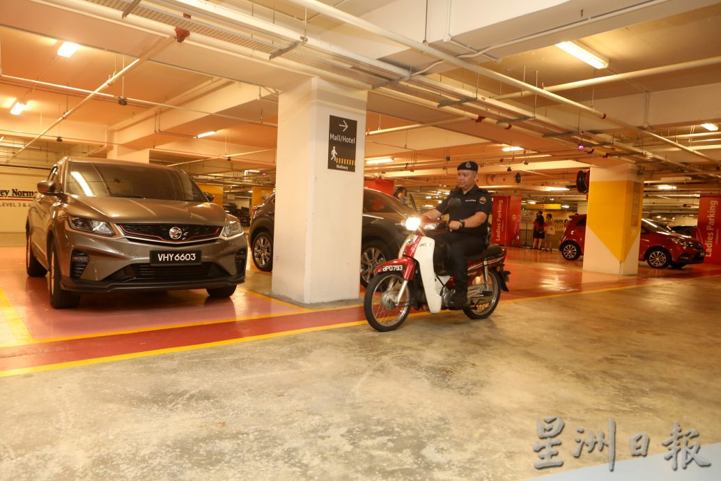 【妇女节专题】女性专用停车位 不是将黄格子漆成粉色而已