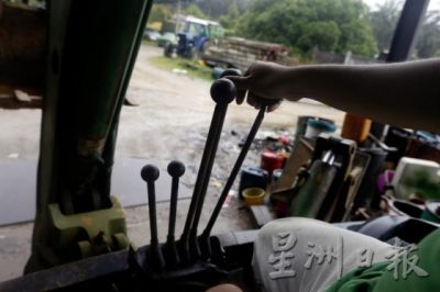  【特种车驾驶员／02】当重型车辆驾驶员，你够格吗？