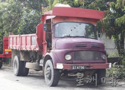  【特种车驾驶员／03】我是沙石罗里司机陈文财——驾著古董罗里，征战沙场三十多年